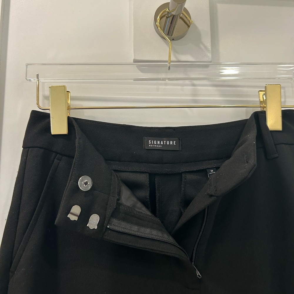 Reitman’s Ladies Size 10P Dress Pants (Fits like Capris on me at 5 8”) - Picture 2 of 4